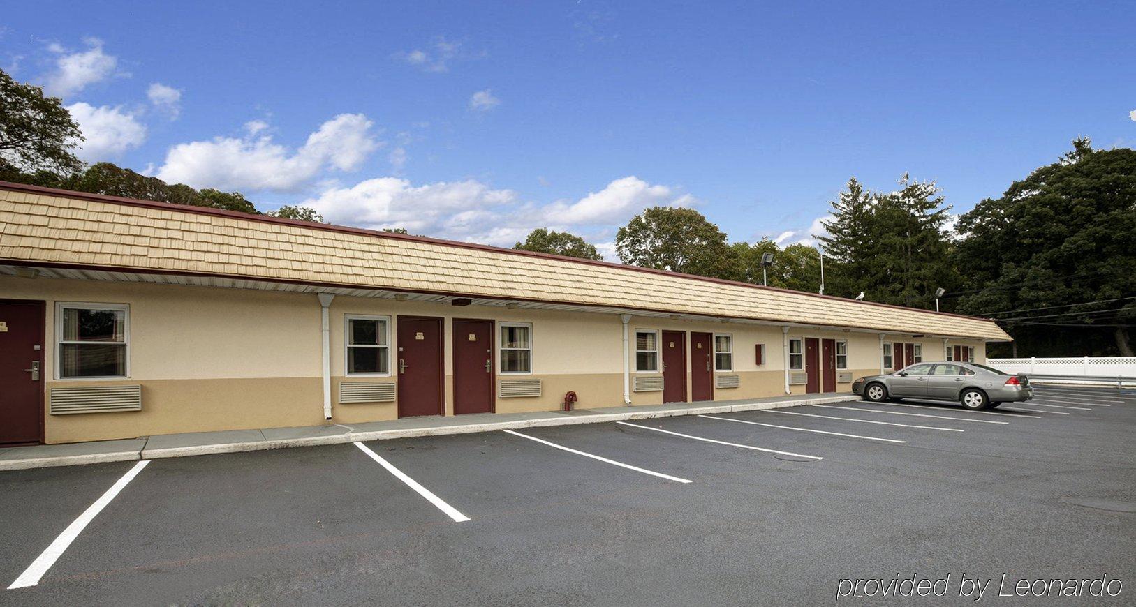 Americas Best Value Inn - Port Jefferson Station - Long Island Eksteriør bilde
