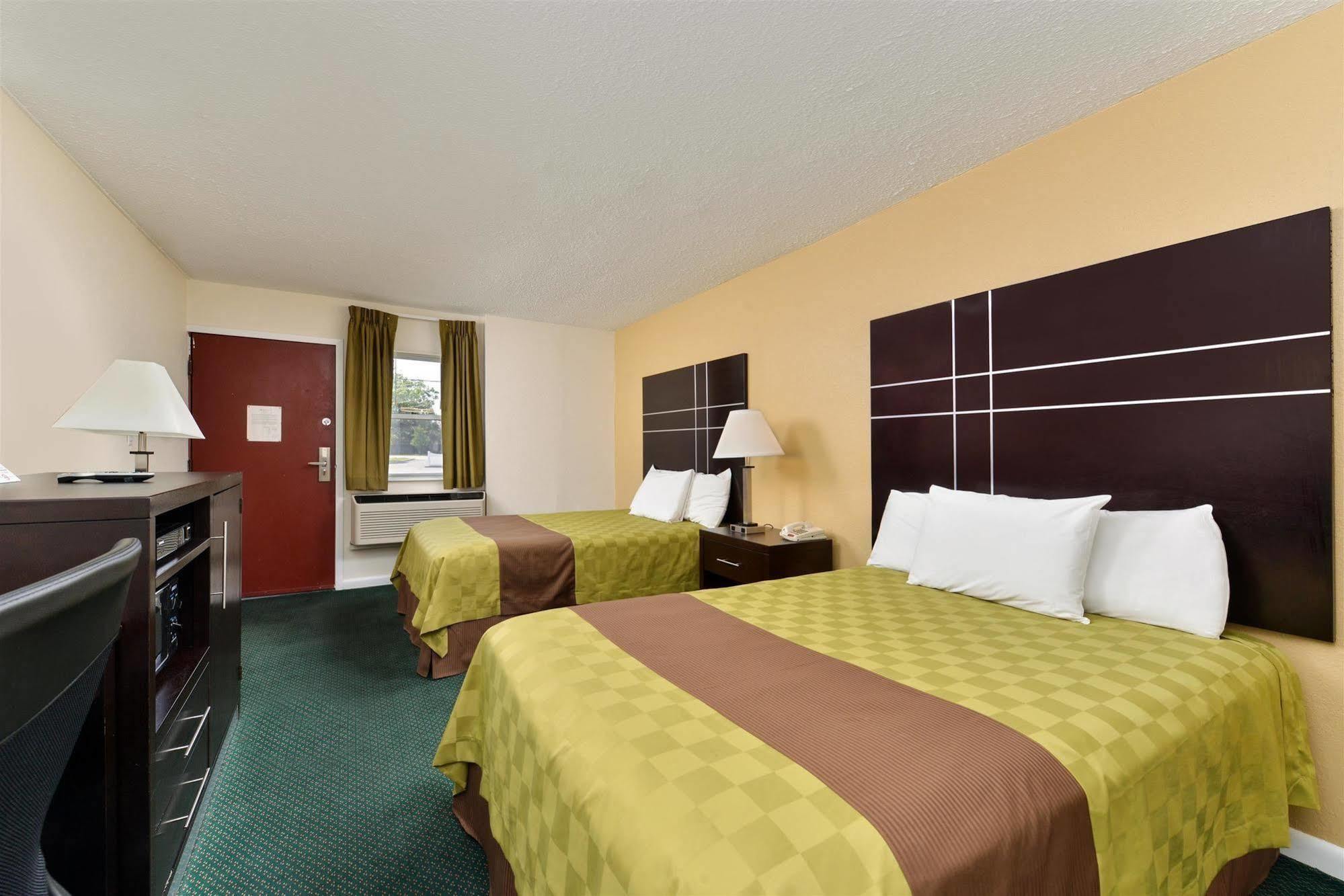 Americas Best Value Inn - Port Jefferson Station - Long Island Eksteriør bilde